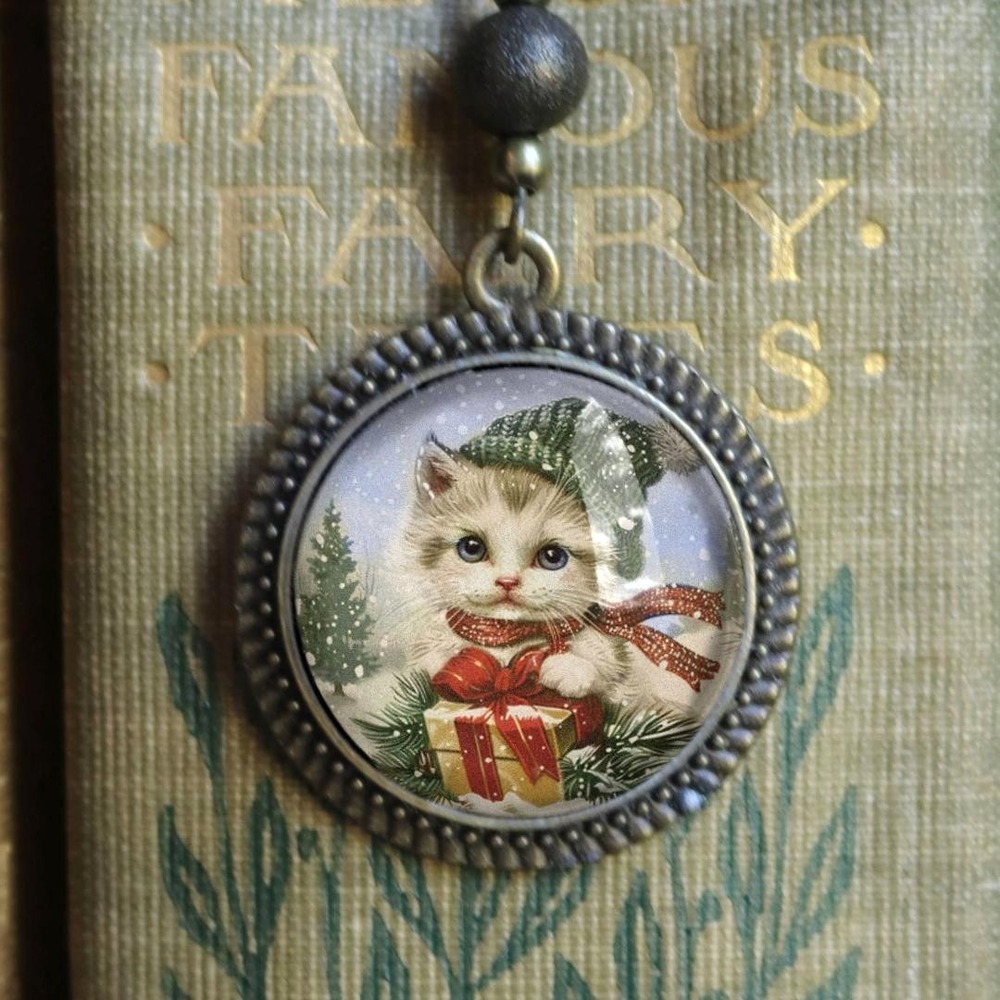 Fluffy Christmas Kitten‎ Bookmark - Winter Cat - Bronze and Glass Cabochon